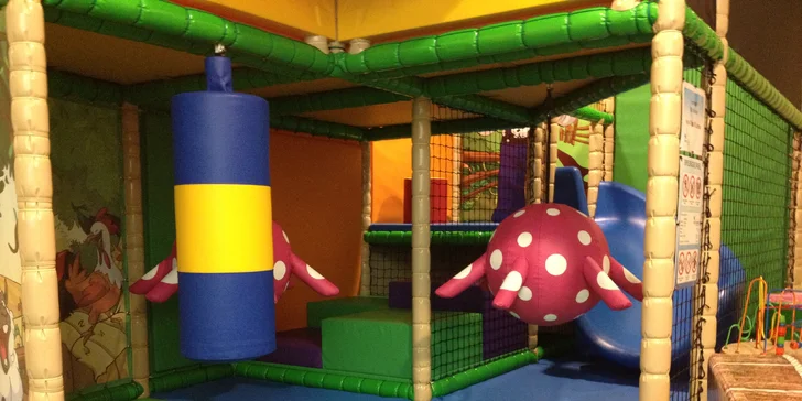 Luxusní horský resort v Tyrolských Alpách s nekonečným wellness, zábavou pro děti a polopenzí +