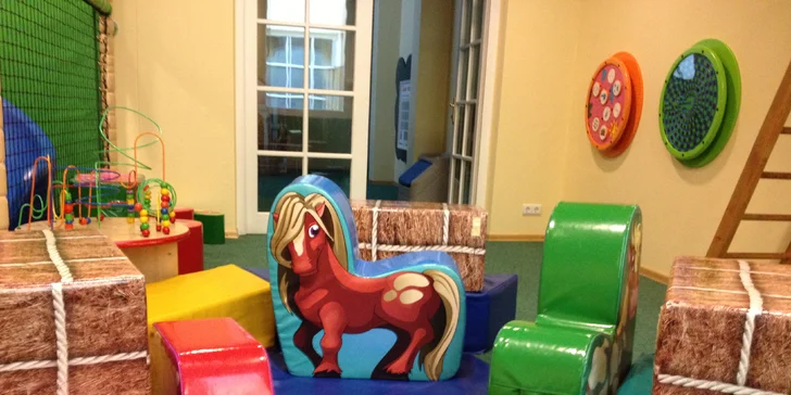 Luxusní horský resort v Tyrolských Alpách s nekonečným wellness, zábavou pro děti a polopenzí +