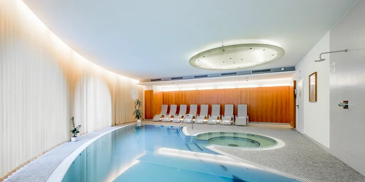 Tyrolský Ötztal: hotel s neomezeným wellness a polopenzí, koupání v jezeře i aquaparcích