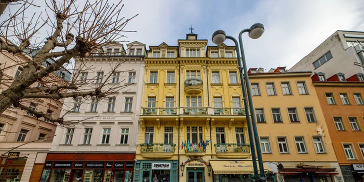 Pobyt v elegantním hotelu blízko kolonády: snídaně, wellness i procedury