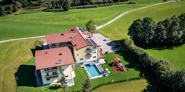 Jarní nebo podzimní dovolená v rakouských Alpách: polopenze a wellness