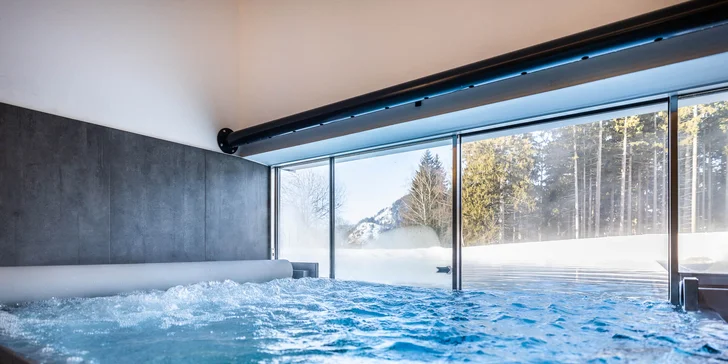 Jarní nebo podzimní dovolená v rakouských Alpách: polopenze a wellness