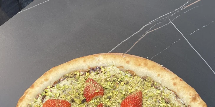 Pizza s sebou dle výběru (40 cm), 12 druhů vč. vegetariánských
