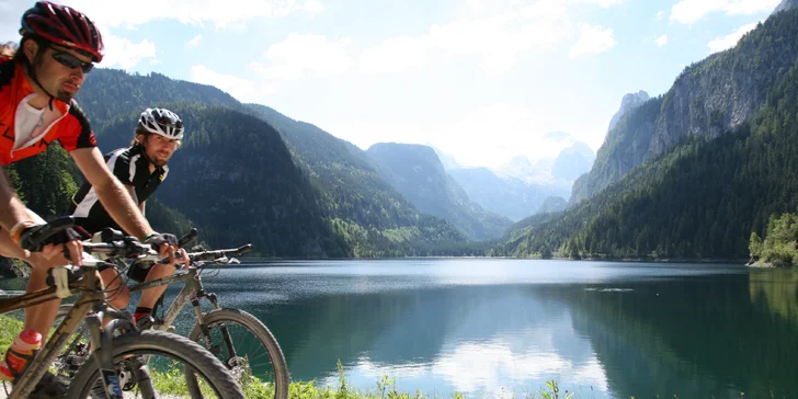 Rakouské Alpy: hotel s výhledem na oblast Dachstein, snídaně i wellness