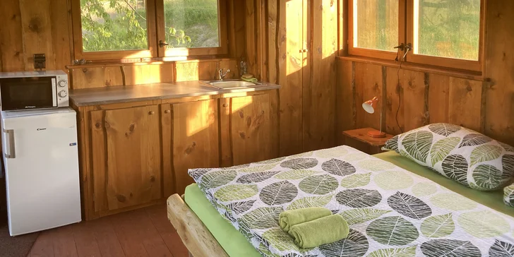 Relax v přírodě: pobyt ve stromovém domě na Moravě pro pár i rodinu