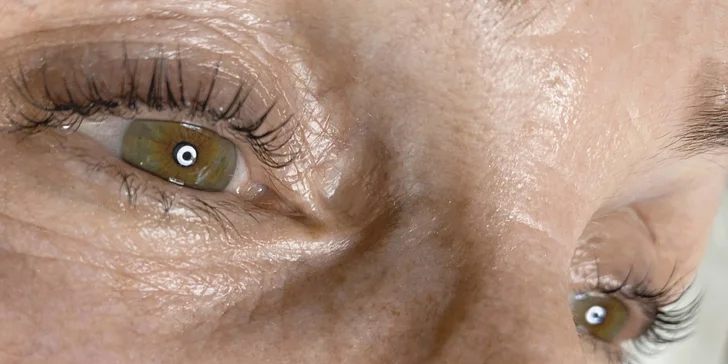 Pro krásný pohled: lash lifting nebo laminace obočí včetně barvení