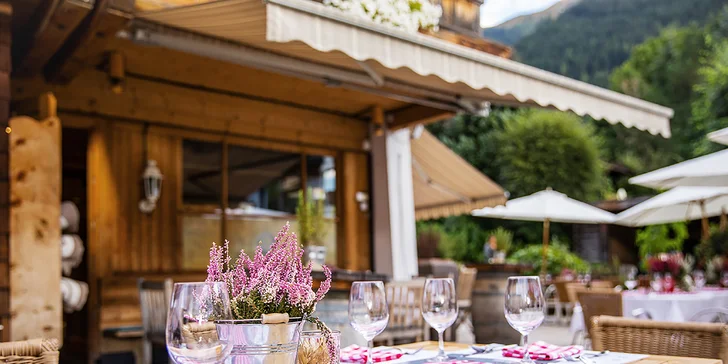 Luxusní rodinná dovolená v Alpách: 4* hotel s polopenzí plus, neomezený wellness, karta výhod