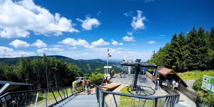 Relaxační pobyt v Beskydech: snídaně, wellness i jízda lanovkou na Pustevny