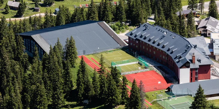 Rakouské Alpy: hotel v 1500 metrech, snídaně, sauny a v létě atrakce zdarma či se slevou