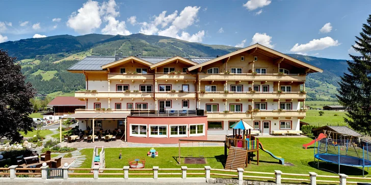 Rakouské Alpy: rodinný hotel se stravou, sauny, karta výhod i 2 děti zdarma