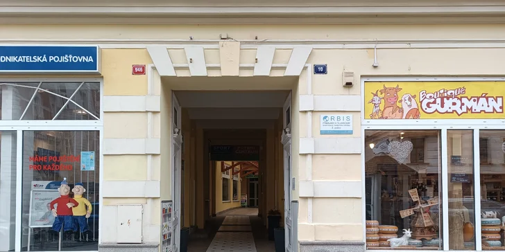 Užijte si péči o sebe: 2hodinový kurz líčení a péče o pleť pro 1 nebo 2 osoby