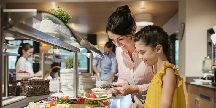 Rodinná dovolená v rakouských Alpách: 3* hotel se snídaní nebo polopenzí, wellness, karta výhod