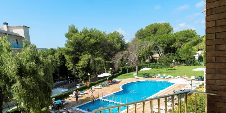 Lloret de Mar nedaleko Barcelony: apartmány v dosahu pláže, bazén i hřiště