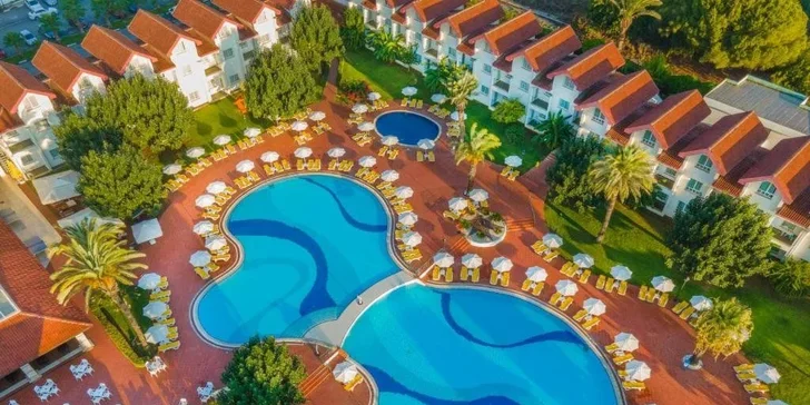 Kypr letecky: 5* Salamis Bay Conti Resort, ultra all inclusive, wellness, fitness i dětský klub ČEDOG