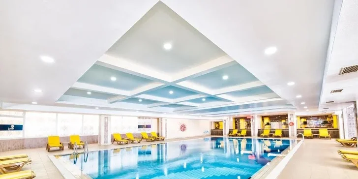 Kypr letecky: 5* Salamis Bay Conti Resort, ultra all inclusive, wellness, fitness i dětský klub ČEDOG