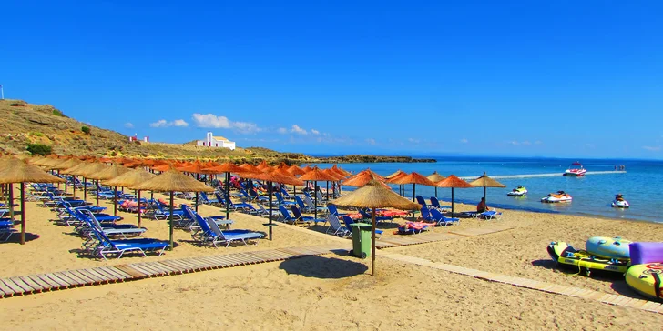 Letecký zájezd na Zakynthos: penzion Christina 100 m od pláže, možnost snídaní i bazénu
