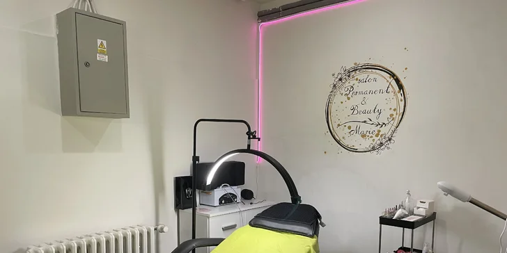 Kosmetické ošetření pleti s peelingem i maskou: základní, hydratační nebo relaxační a regenerační
