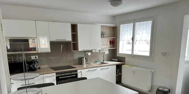 Apartmán v centru Českého Krumlova: výhled na zámek, kapacita až 8 osob