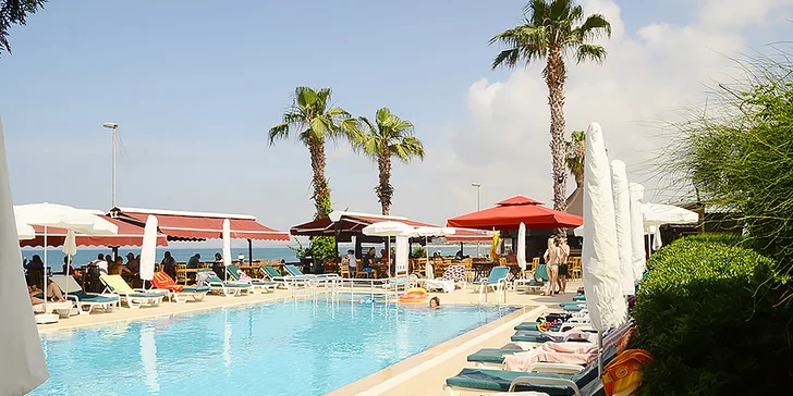 Turecká riviéra letecky: hotel Altinkum Beach***, 7 nocí s all inclusive a bazény