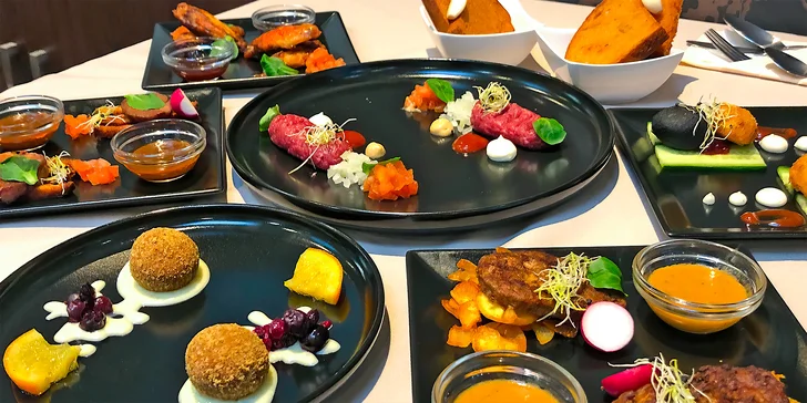 Romantický den v Jeseníku: 6chodové degustační menu i wellness pro dva
