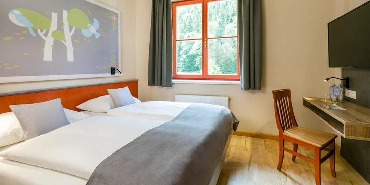 Rodinná dovolená v rakouských Alpách: 3* hotel se snídaní nebo polopenzí, wellness, karta výhod