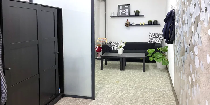 Kosmetické ošetření pleti s peelingem i maskou: základní, hydratační nebo relaxační a regenerační