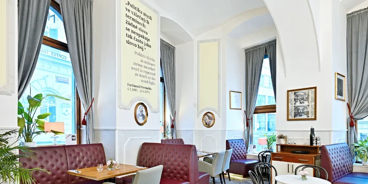 Otevřený voucher na snídani i klasické menu v Národní kavárně v centru města, 500-2000 Kč