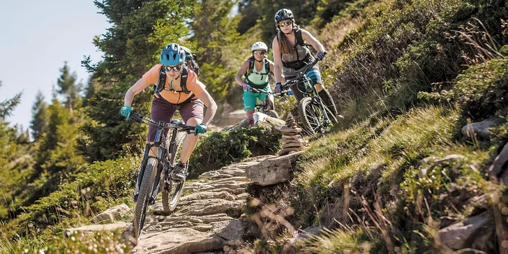 Val Sarentino v Jižním Tyrolsku: polopenze, neomezený wellness, turistika