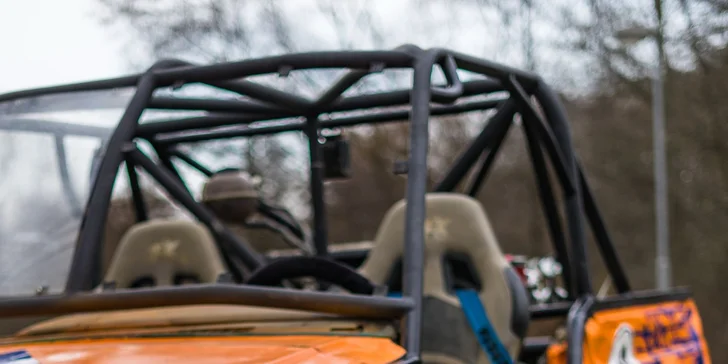 Zážitková spolujízda v offroad speciálu na terénní rallye trati v Přelouči