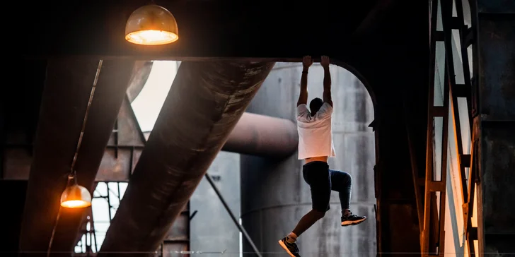 Individuální lekce parkouru: pro 1, 2 či 3 osoby (90 minut)