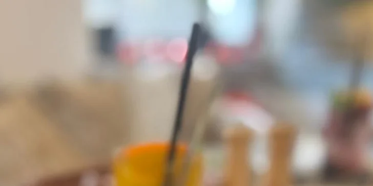 Snídaně podle výběru z 10 druhů, káva a mošt pro 2 nebo 4 osoby