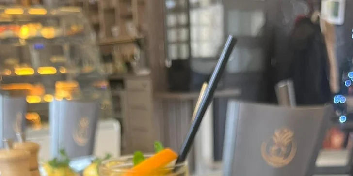 Snídaně podle výběru z 10 druhů, káva a mošt pro 2 nebo 4 osoby