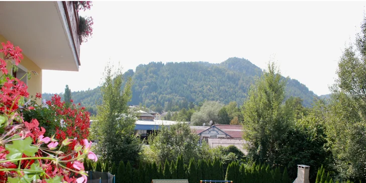 Rodinná dovolená v Korutanech: 3* hotel u jezera Klopeiner, soukromá pláž, snídaně
