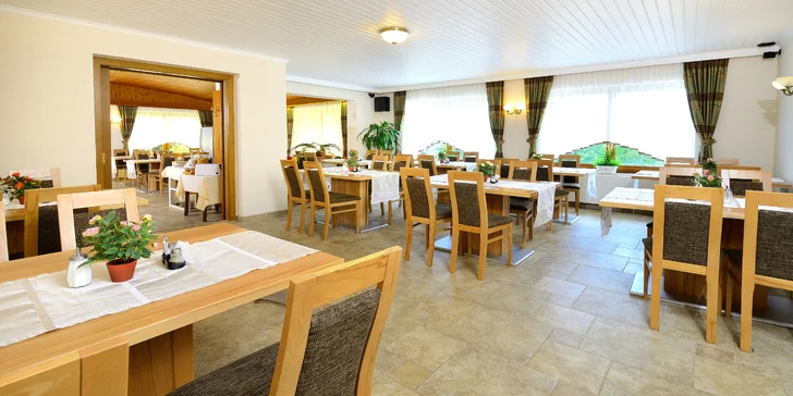 Rodinná dovolená v Korutanech: 3* hotel u jezera Klopeiner, soukromá pláž, snídaně