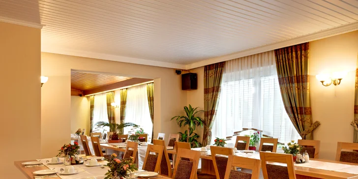 Rodinná dovolená v Korutanech: 3* hotel u jezera Klopeiner, soukromá pláž, snídaně