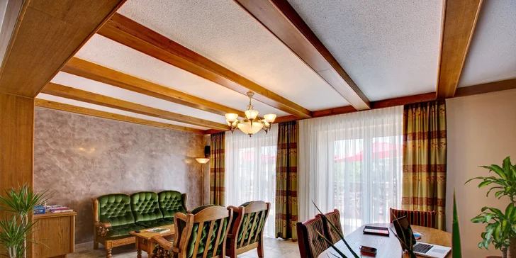 Rodinná dovolená v Korutanech: 3* hotel u jezera Klopeiner, soukromá pláž, snídaně
