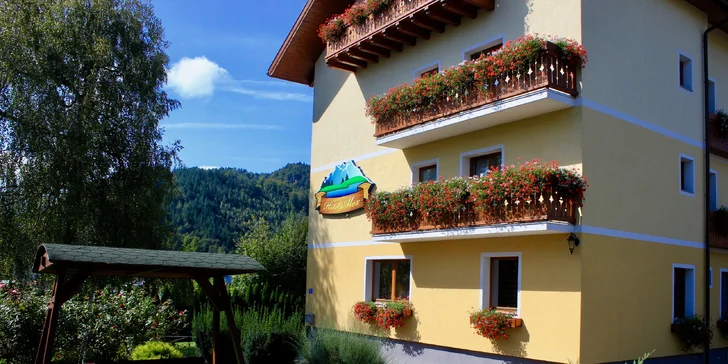 Rodinná dovolená v Korutanech: 3* hotel u jezera Klopeiner, soukromá pláž, snídaně