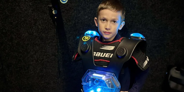 Akce a zábava: laser game pro 1–10 osob v moderní pražské aréně vč. možnosti mít arénu pro sebe