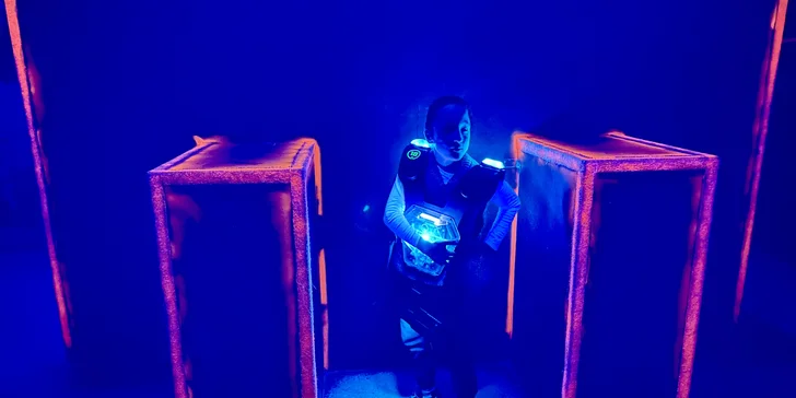 Akce a zábava: laser game pro 1–10 osob v moderní pražské aréně vč. možnosti mít arénu pro sebe