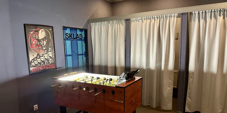 Akce a zábava: laser game pro 1–10 osob v moderní pražské aréně vč. možnosti mít arénu pro sebe