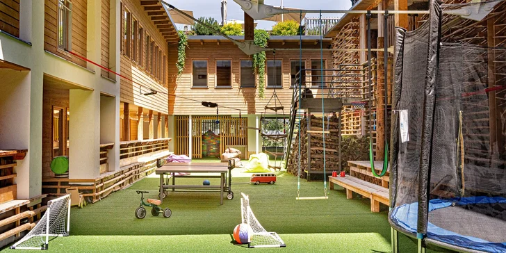 Luxusní rodinná dovolená v Alpách: 4* hotel s polopenzí plus, neomezený wellness, karta výhod