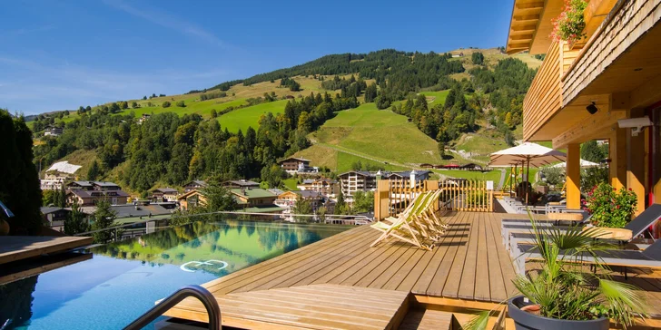 Luxusní rodinná dovolená v Alpách: 4* hotel s polopenzí plus, neomezený wellness, karta výhod