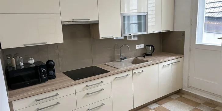 Apartmán v centru Českého Krumlova: výhled na zámek, kapacita až 8 osob