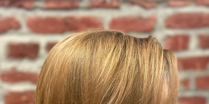 Střih a barvení či melír: pro krátké i dlouhé vlasy, vč. foukané a stylingu