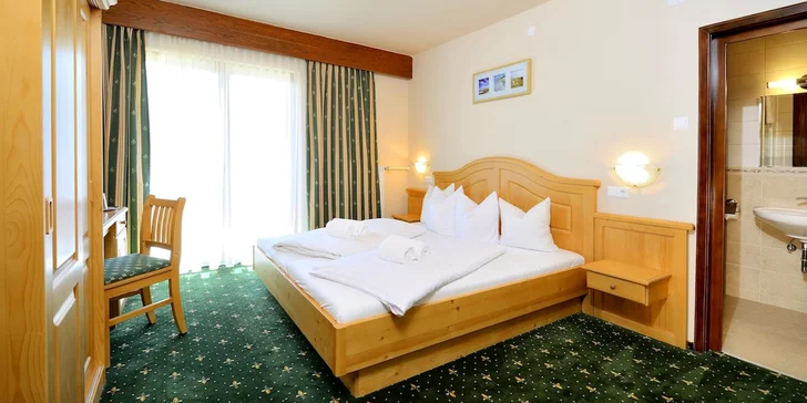 Rodinná dovolená v Korutanech: 3* hotel u jezera Klopeiner, soukromá pláž, snídaně
