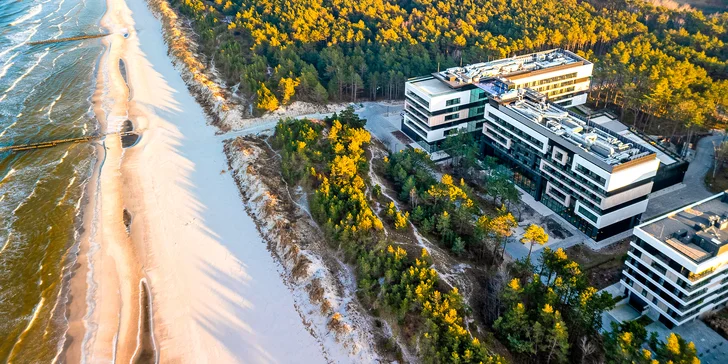 5* hotel přímo na pláži u Baltu: vnitřní i venkovní wellness, polopenze, animační program