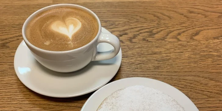 Espresso, cappuccino, americano či lungo i linecké kolečko pro 1 nebo 2 os.