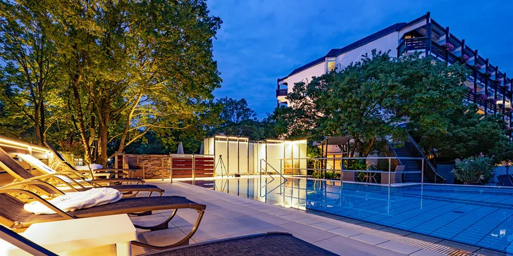 Proslulé termály v Bad Füssing: 4* hotel s wellness, polopenzí a kartou výhod