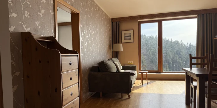 Útulné horské apartmány až pro 8 lidí v srdci Krkonoš: posezení u táboráku i výlety do okolí
