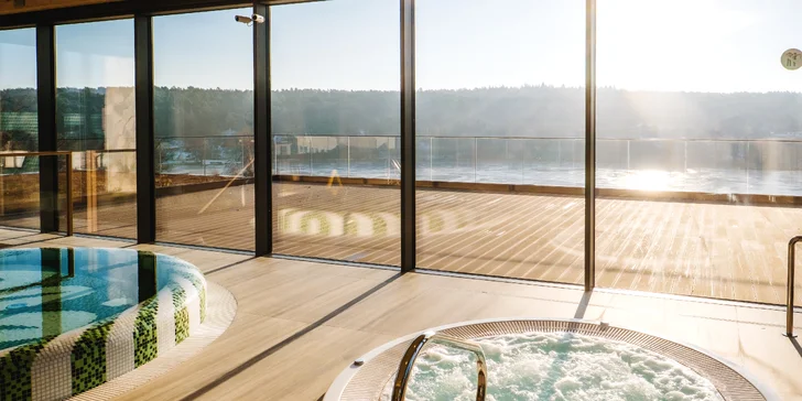 Nový hotel u jezera Wisełka: pláže Baltu i Volyňský park na dosah, wellness a polopenze v ceně
